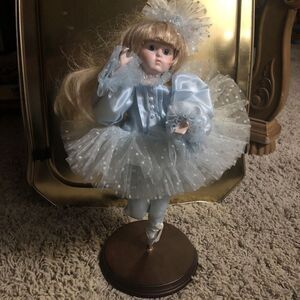 Seymour Man 1989 Ballerina‎ Doll Music With Movement